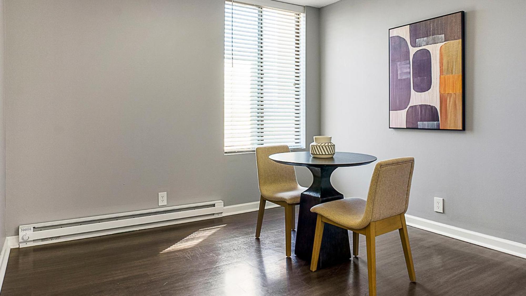 Three Rivers Apartments By Barsala Fort Wayne Room photo